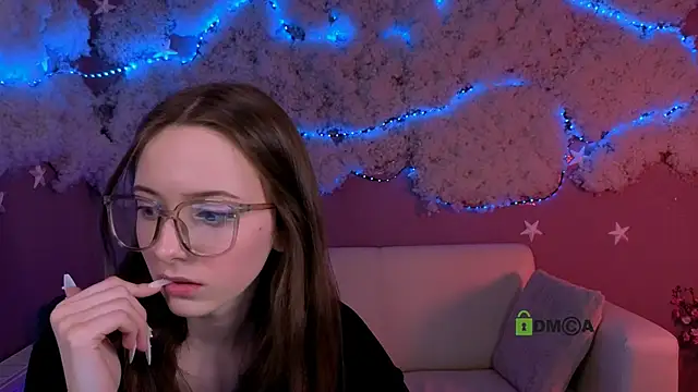 chloe ley online show from March 2026 01:15:02 PM