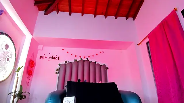 Snapshot of Xdeisyy chatting on April 2026 03:50:02 AM Xdeisyy online show from April 2026 03:50:02 AM