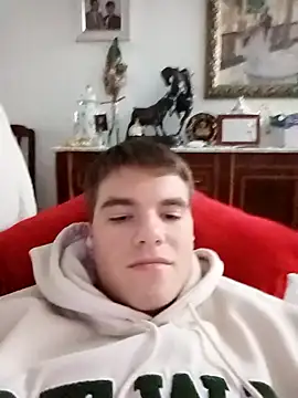 Alejandro27003 online show from February 2026 05:34:01 PM