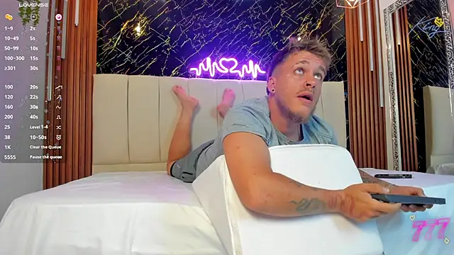 Snapshot of keane_lee_ chatting on April 2026 12:28:02 PM keane lee online show from April 2026 12:28:02 PM