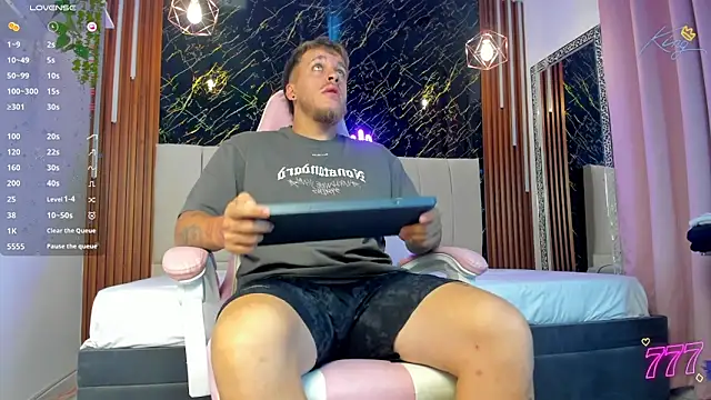 Snapshot of keane_lee_ chatting on April 2026 12:07:02 PM keane lee online show from April 2026 12:07:02 PM