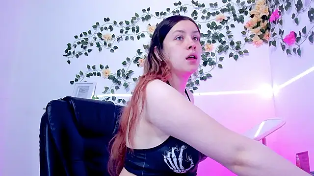 Snapshot of violeta_cutee chatting on March 2026 10:42:01 AM violeta cutee online show from March 2026 10:42:01 AM