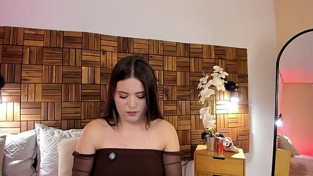 Snapshot of ambaar__1 chatting on April 2026 08:32:02 PM ambaar 1 online show from April 2026 08:32:02 PM