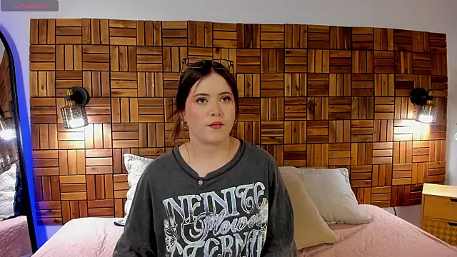 Snapshot of ambaar__1 chatting on April 2026 08:24:02 PM ambaar 1 online show from April 2026 08:24:02 PM