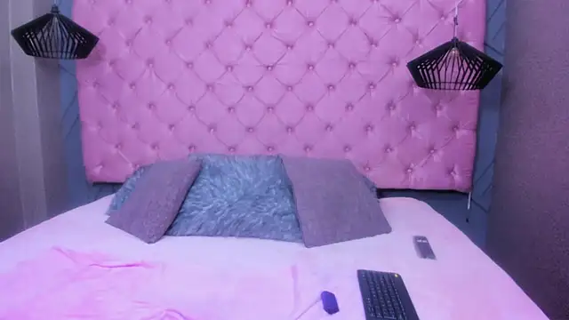 SARA HORNY- online show from March 2026 03:34:01 AM