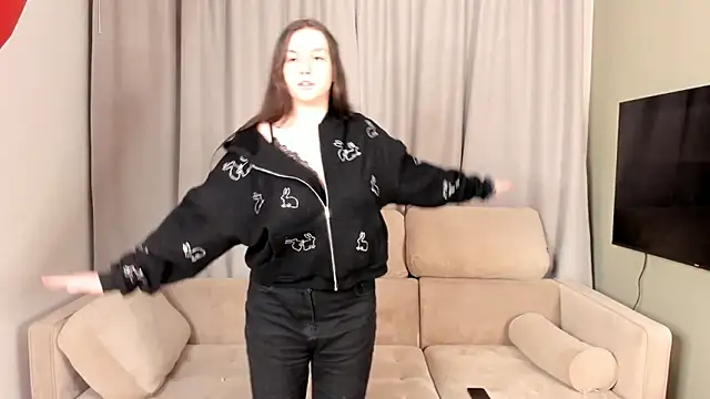 AmeeGalinis online show from March 2026 07:43:02 PM