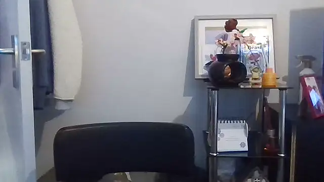 Snapshot of StaceyXOXO chatting on April 2026 10:25:01 AM StaceyXOXO online show from April 2026 10:25:01 AM