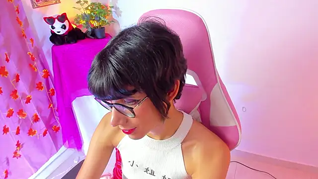 Madeline 21 online show from March 2026 05:13:01 AM