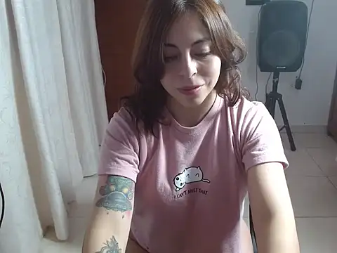 Snapshot of IrisArellano_ chatting on March 2026 01:38:01 PM IrisArellano online show from March 2026 01:38:01 PM