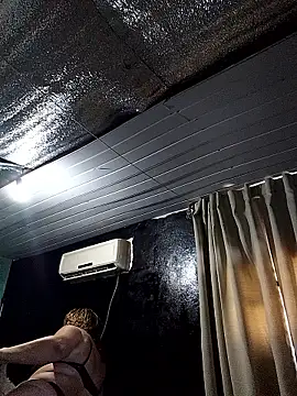 momismilf544 online show from March 2026 05:24:02 PM