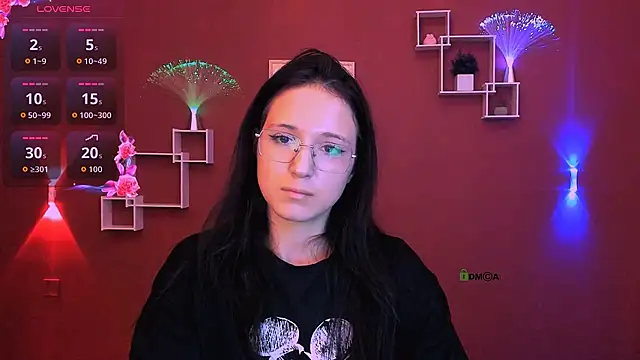Snapshot of naomi_fox1921 chatting on May 2026 08:24:01 PM naomi fox1921 online show from May 2026 08:24:01 PM