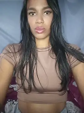 FlorSalvaje  online show from March 2026 01:05:02 AM