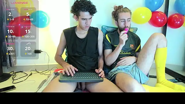 Jean And PaulXL online show from June 2026 12:35:01 AM