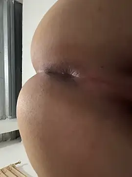 Snapshot of David-latinlover chatting on April 2026 02:21:01 PM David-latinlover online show from April 2026 02:21:01 PM