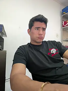 David-latinlover online show from May 2026 01:16:02 PM