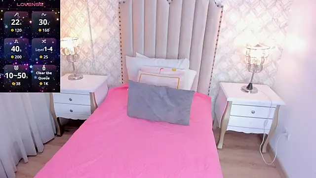 Snapshot of mika_doll chatting on April 2026 03:51:01 AM mika doll online show from April 2026 03:51:01 AM