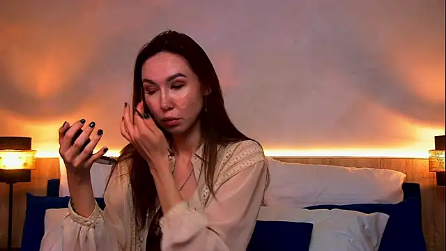 EmilyGray   online show from June 2026 07:02:02 AM