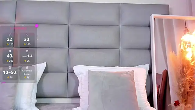 Snapshot of miss-ross chatting on March 2026 02:39:01 AM miss-ross online show from March 2026 02:39:01 AM