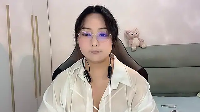 Susu-36E online show from May 2026 01:10:02 PM