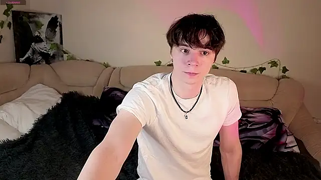 Snapshot of AnthonyCuutie chatting on March 2026 06:56:01 PM AnthonyCuutie online show from March 2026 06:56:01 PM