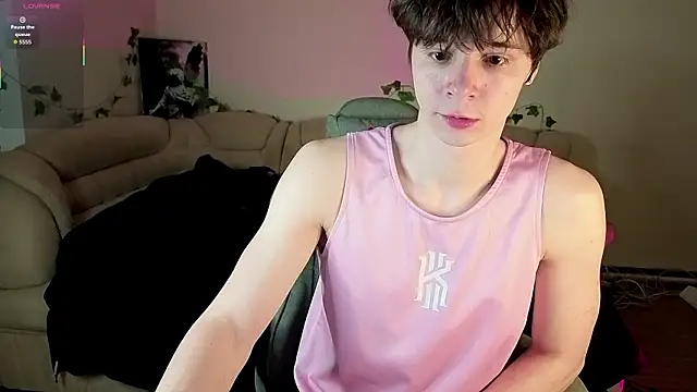 Snapshot of AnthonyCuutie chatting on March 2026 08:23:01 PM AnthonyCuutie online show from March 2026 08:23:01 PM