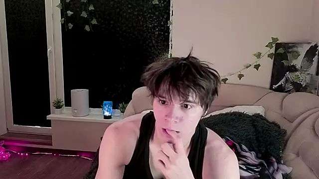 Snapshot of AnthonyCuutie chatting on March 2026 08:20:01 AM AnthonyCuutie online show from March 2026 08:20:01 AM