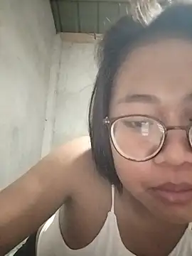 Snapshot of angelpinay44 chatting on July 2026 03:29:02 PM angelpinay44 online show from July 2026 03:29:02 PM