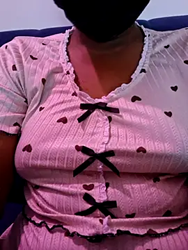 Snapshot of mithratamil chatting on April 2026 05:21:01 PM mithratamil online show from April 2026 05:21:01 PM