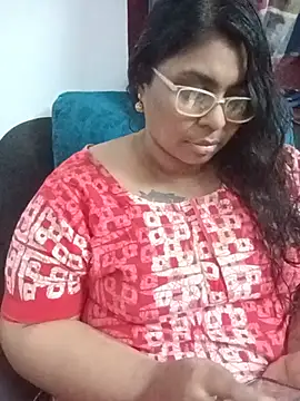 Snapshot of deepika-mallus chatting on June 2026 03:58:01 PM deepika-mallus online show from June 2026 03:58:01 PM