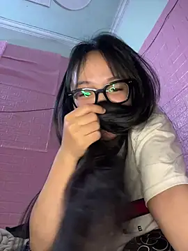 Leeeeiu online show from March 2026 03:07:02 PM