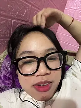 Leeeeiu online show from April 2026 03:10:02 PM