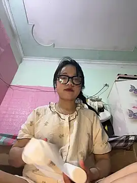 Leeeeiu online show from April 2026 03:17:01 PM