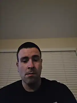 Snapshot of Biggbaddwulf7 chatting on March 2026 08:52:01 AM Biggbaddwulf7 online show from March 2026 08:52:01 AM