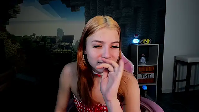 RosaFowler online show from March 2026 10:50:02 AM