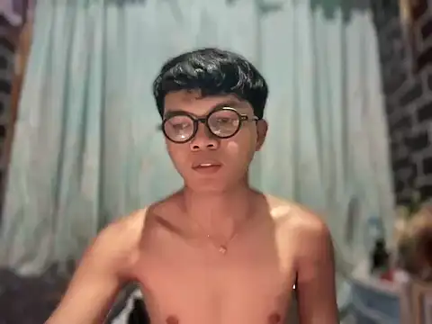 Snapshot of petiteasianxxx chatting on February 2026 12:38:01 PM petiteasianxxx online show from February 2026 12:38:01 PM