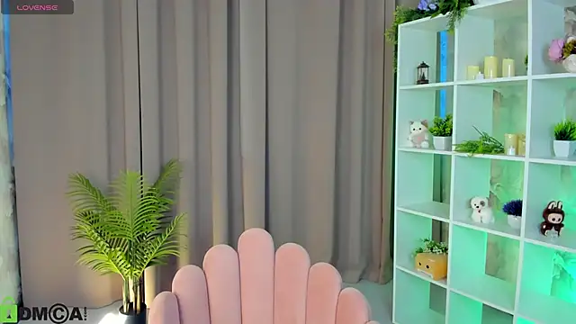 Snapshot of vladiturbo69 chatting on April 2026 04:02:02 AM vladiturbo69 online show from April 2026 04:02:02 AM