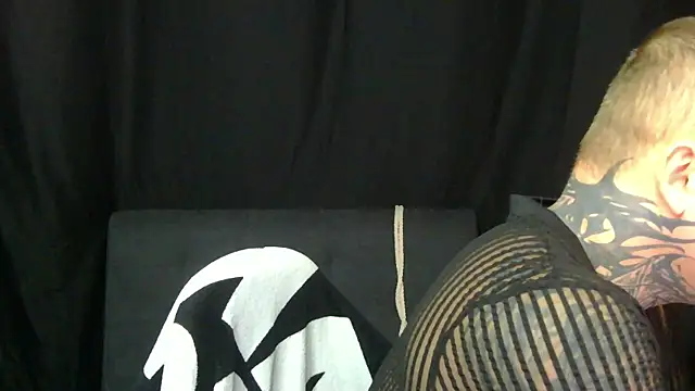 devilWithTats online show from April 2026 06:40:02 AM