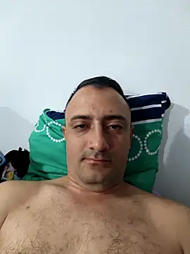 Snapshot of RaphandLey chatting on March 2026 02:08:02 AM RaphandLey online show from March 2026 02:08:02 AM