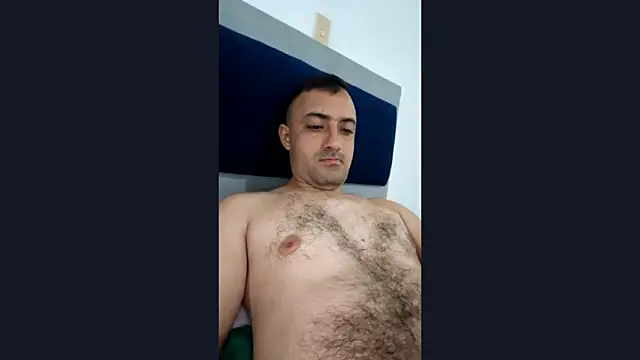 Snapshot of RaphandLey chatting on March 2026 03:34:01 AM RaphandLey online show from March 2026 03:34:01 AM