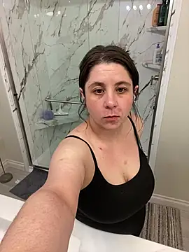 Snapshot of bratbabyannax chatting on March 2026 03:22:01 PM bratbabyannax online show from March 2026 03:22:01 PM