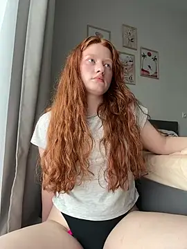 Snapshot of gingerlatte chatting on April 2026 08:45:02 AM gingerlatte online show from April 2026 08:45:02 AM