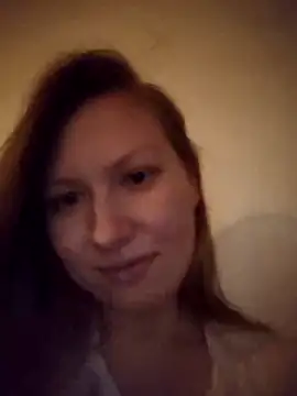 August Shine online show from March 2026 03:15:02 PM