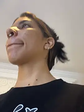 VioletaHills  online show from April 2026 12:17:02 PM