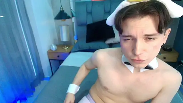 hollannd  online show from April 2026 01:19:01 PM