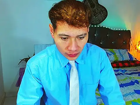  Santi2 online show from March 2026 08:30:01 PM