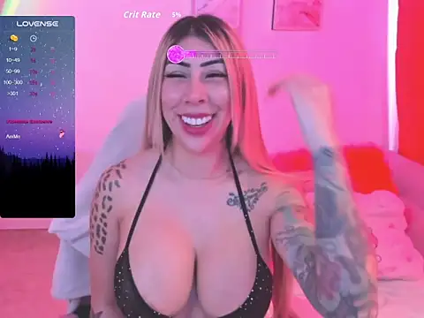 Snapshot of Martina_robertss chatting on June 2026 12:58:02 PM Martina robertss online show from June 2026 12:58:02 PM
