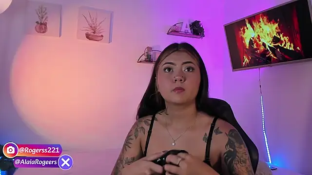 AlaiaRogers online show from April 2026 10:27:01 AM