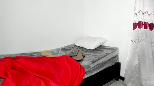 Charlotte Melody online show from April 2026 11:49:01 AM