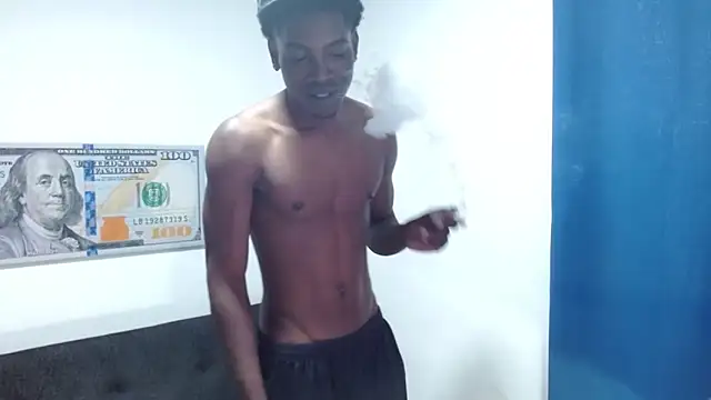 Snapshot of charles_king chatting on March 2026 07:50:01 PM charles king online show from March 2026 07:50:01 PM