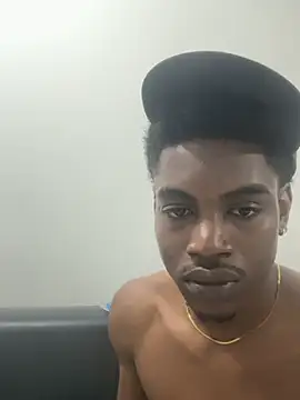 Snapshot of charles_king chatting on March 2026 12:27:01 AM charles king online show from March 2026 12:27:01 AM